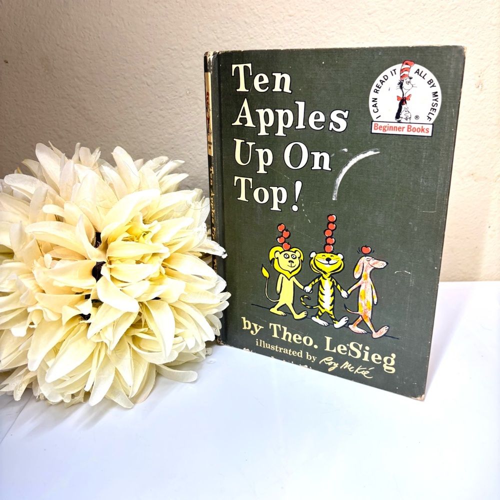 1961 Ten Apples Up On Top Theo LeSieg Roy McKie Random House Beginner Book Count